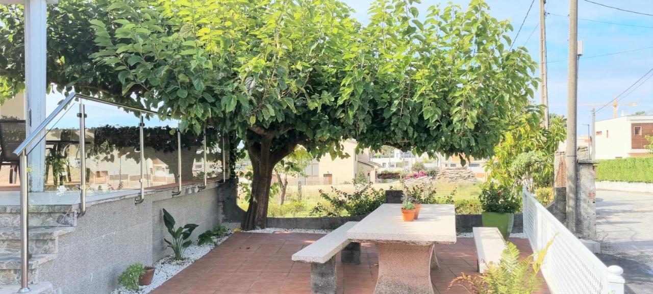 Apartamentos Turisticos Casa Sandra Sanxenxo Exterior photo